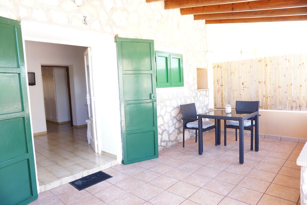 Apartments Campanitx - Astbury Formentera Es Caló Rom bilde