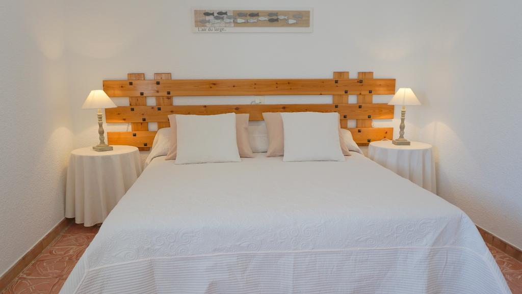 Apartments Campanitx - Astbury Formentera Es Caló Eksteriør bilde